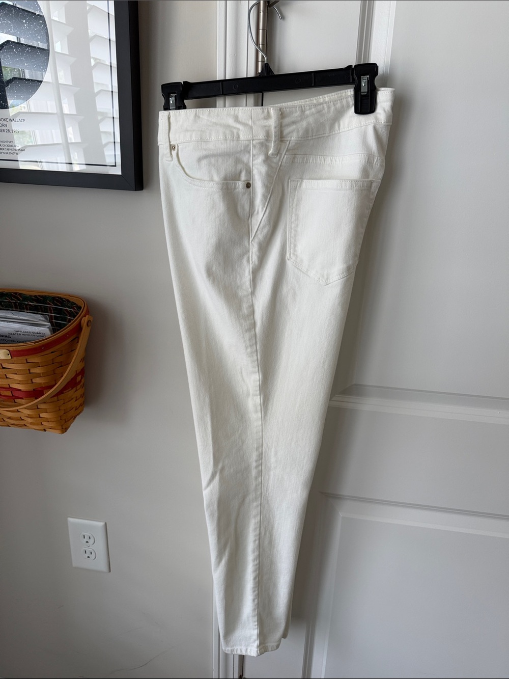 Chicos size 2 Platinum style jegging with button fly and zipper - Picture 5 of 5